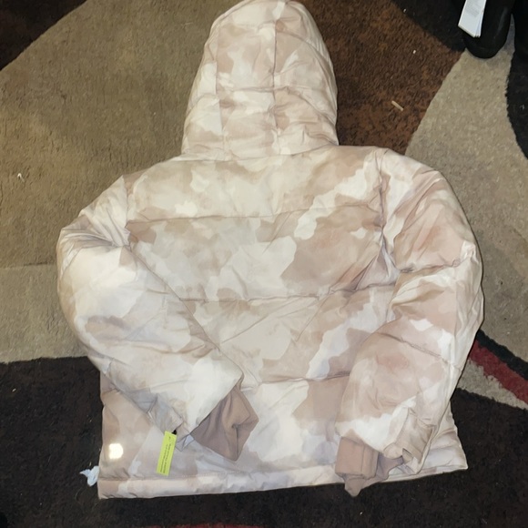 Girls winter coat size Small 6/7 NWT $20 - Picture 4 of 4